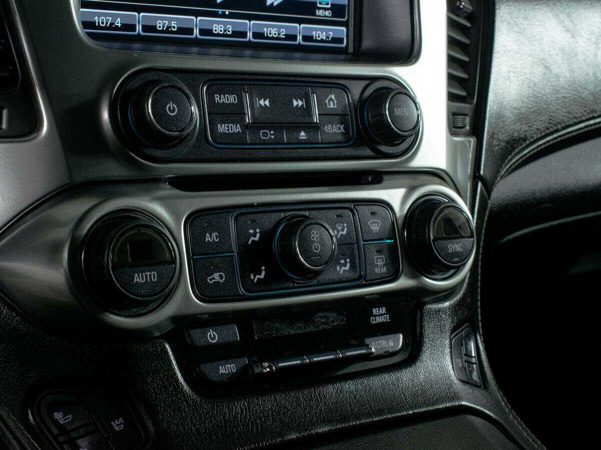 Chevrolet Tahoe с пробегом — 2016 год. Фото: #23