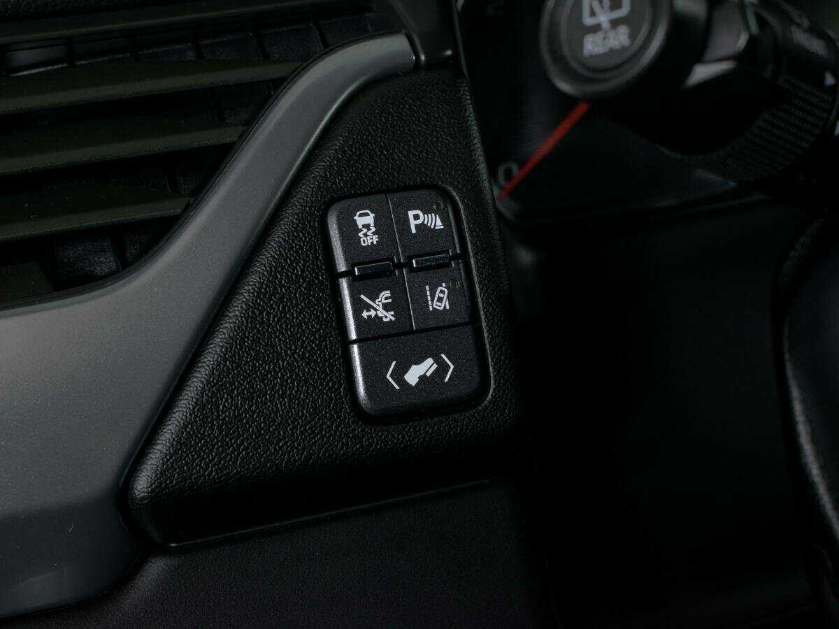 Chevrolet Tahoe с пробегом — 2016 год. Фото: #24