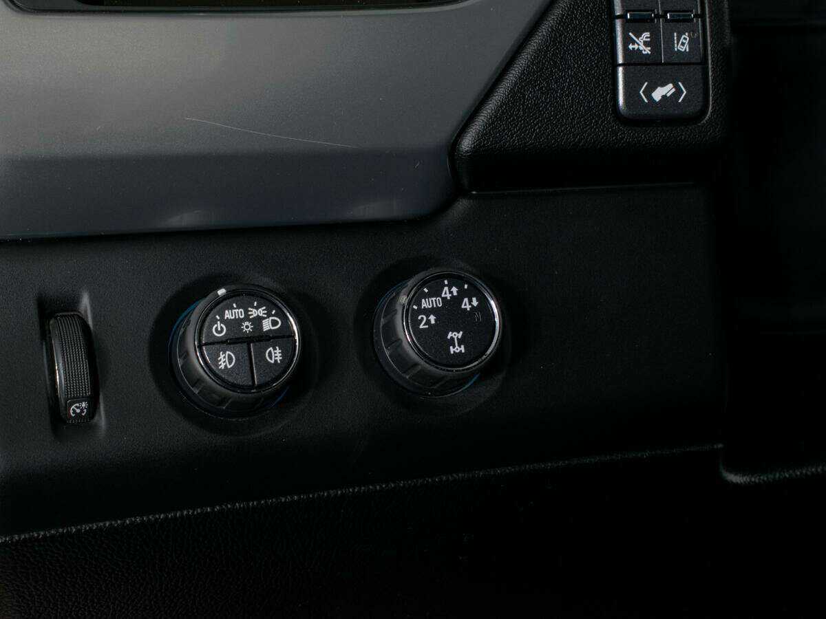 Chevrolet Tahoe с пробегом — 2016 год. Фото: #25