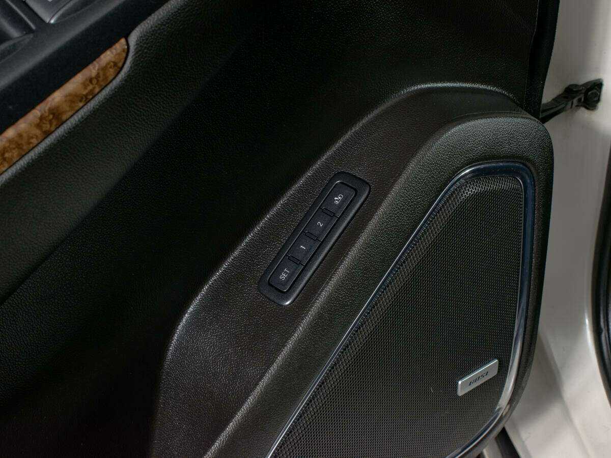 Chevrolet Tahoe с пробегом — 2016 год. Фото: #27