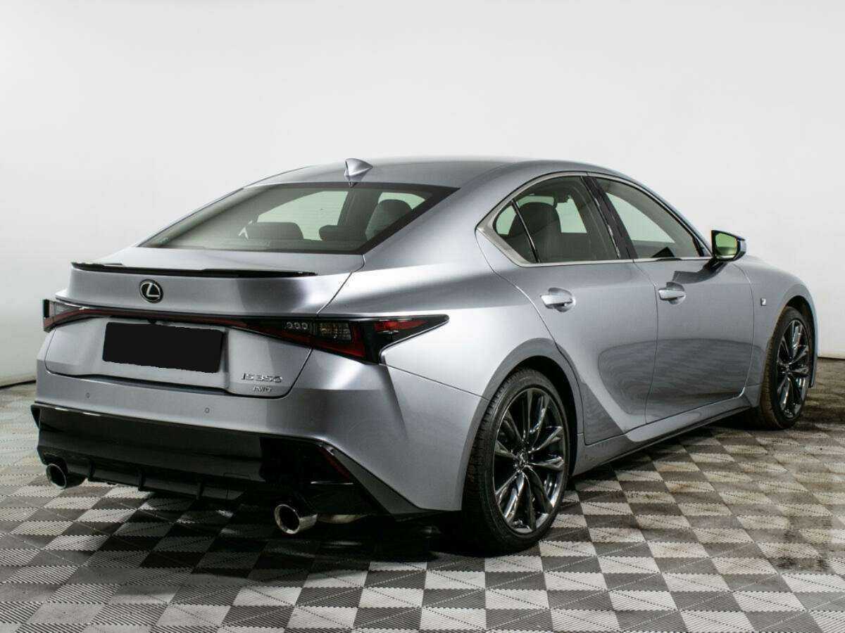 Lexus IS с пробегом — 2021 год. Фото: #3