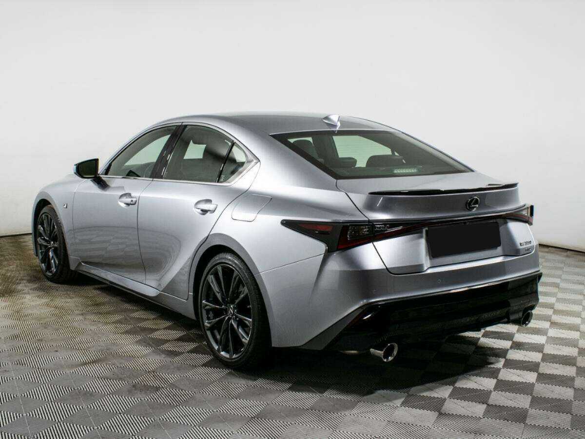 Lexus IS с пробегом — 2021 год. Фото: #4