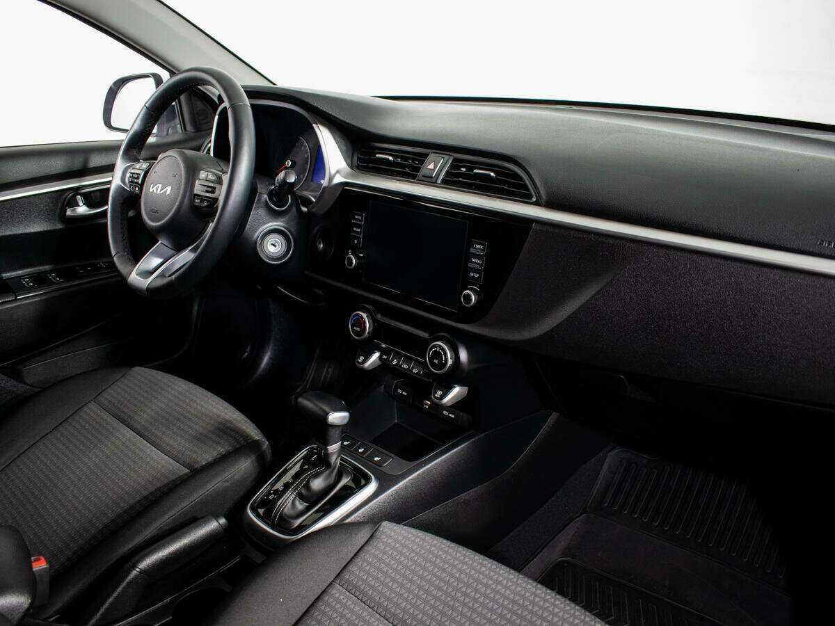 Kia Rio с пробегом — 2021 год. Фото: #4