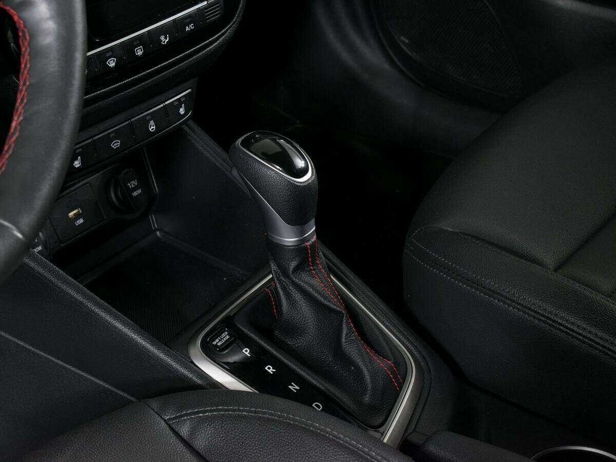 Hyundai Solaris с пробегом — 2021 год. Фото: #16