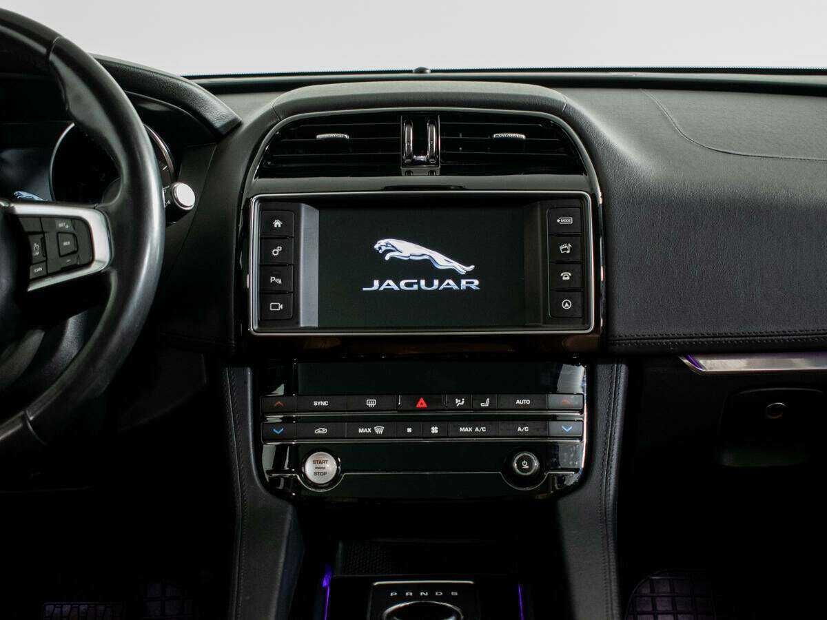 Jaguar F-Pace с пробегом — 2018 год. Фото: #10