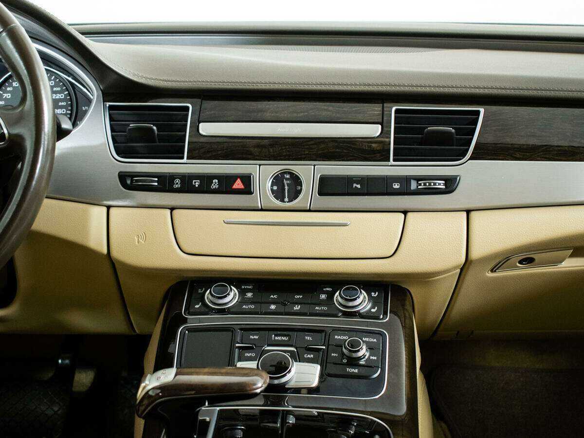 Audi A8 с пробегом — 2016 год. Фото: #7