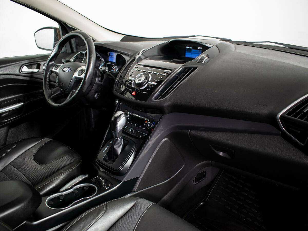 Ford Kuga с пробегом — 2013 год. Фото: #6