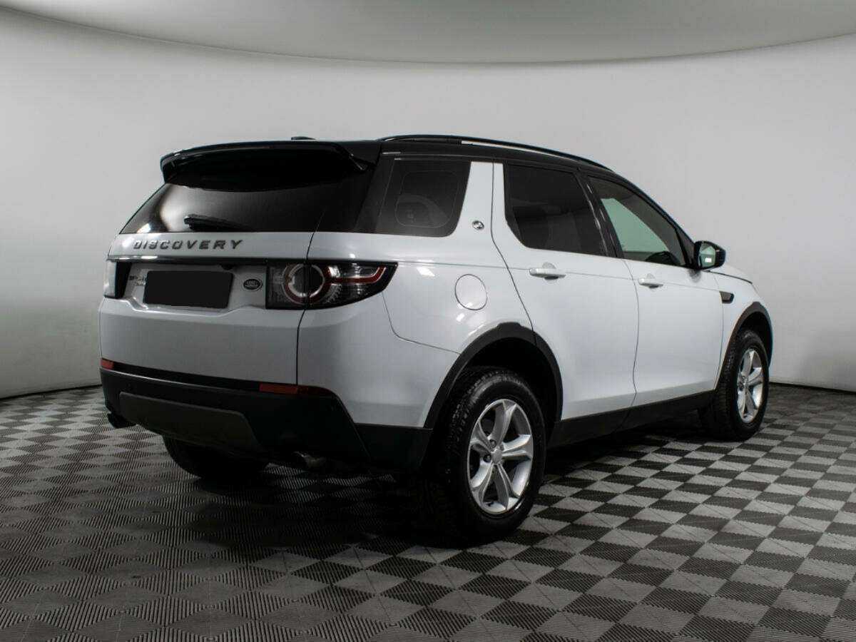 Land Rover Discovery Sport с пробегом — 2015 год. Фото: #4