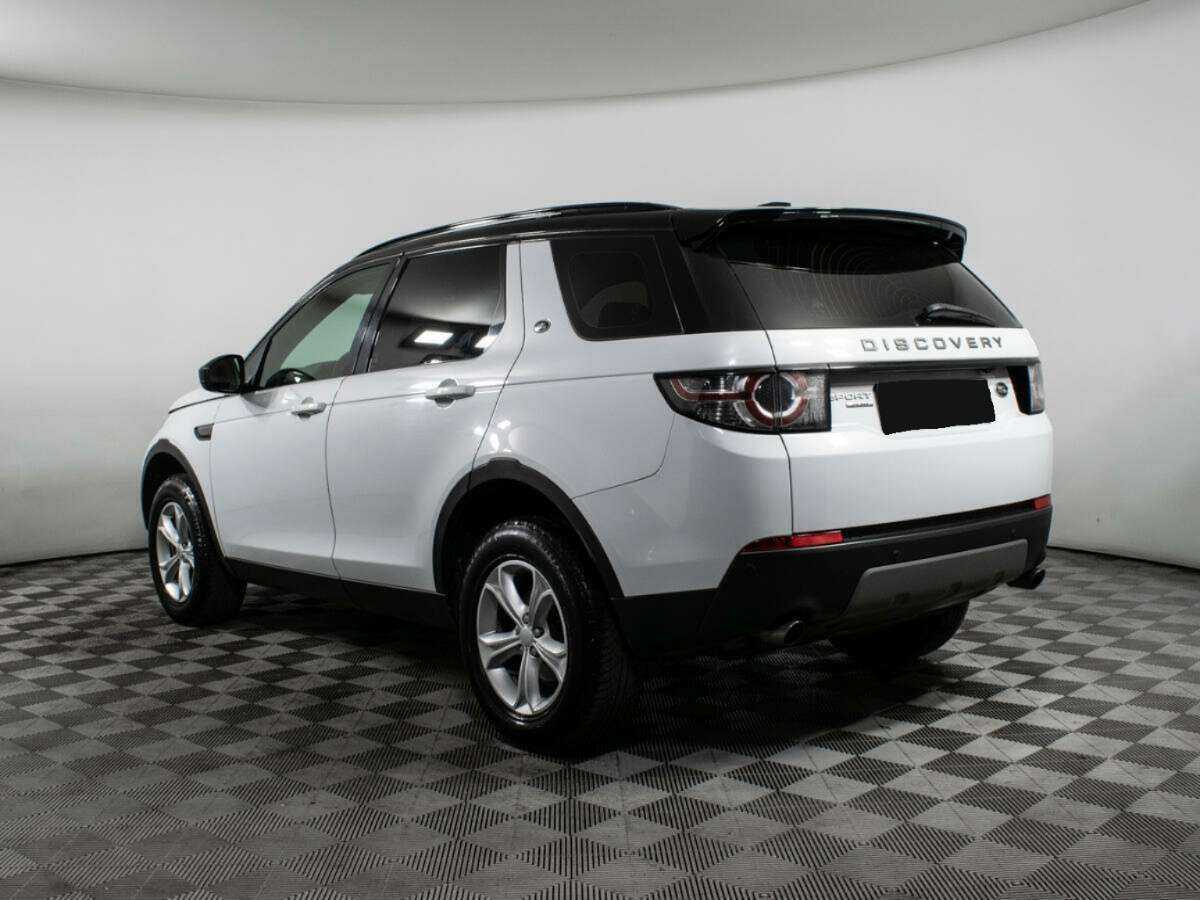 Land Rover Discovery Sport с пробегом — 2015 год. Фото: #6