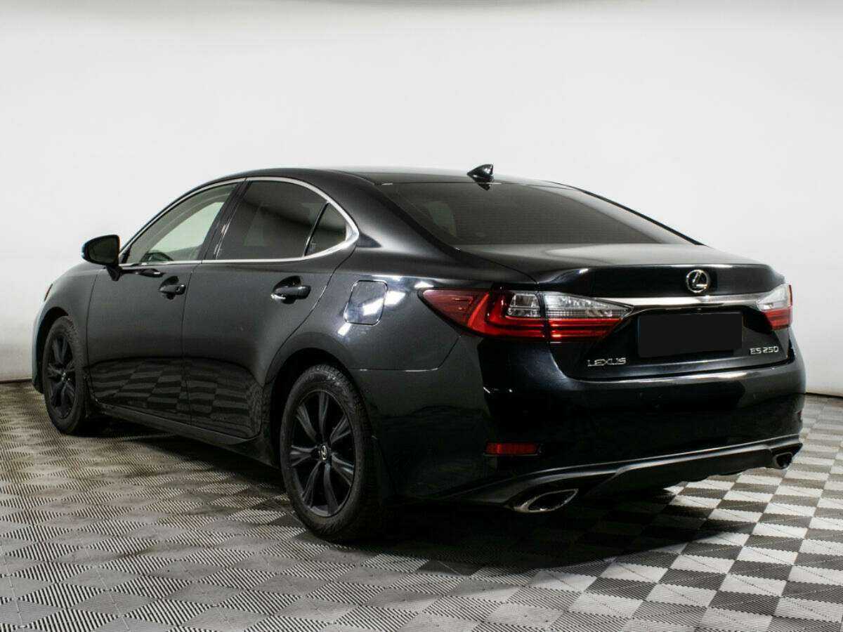 Lexus ES с пробегом — 2017 год. Фото: #5