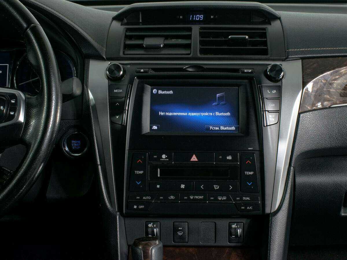 Toyota Camry с пробегом — 2017 год. Фото: #11