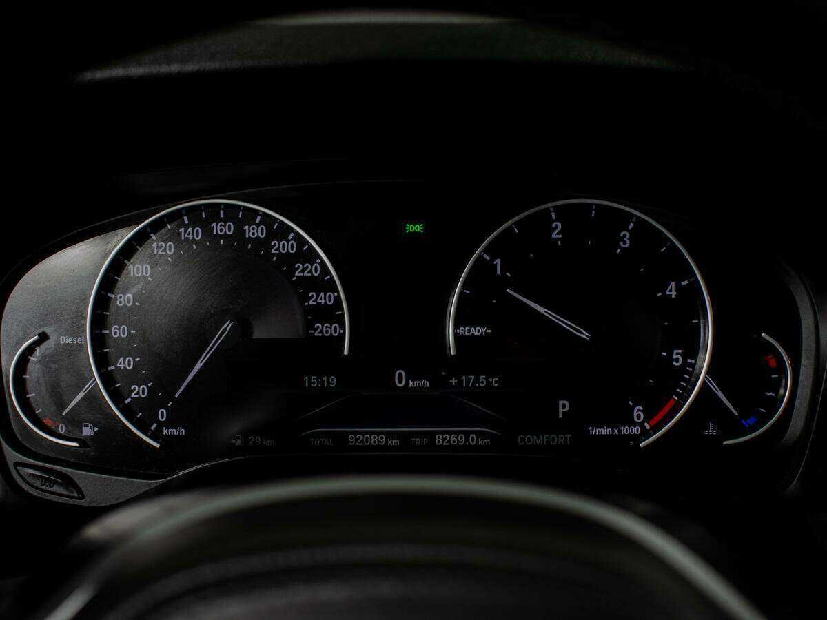 BMW 3 серии с пробегом — 2020 год. Фото: #9