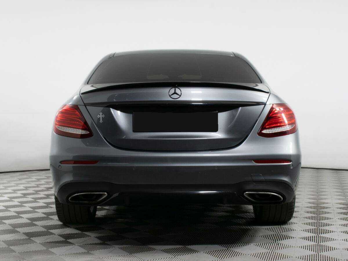 Mercedes-Benz E-Класс с пробегом — 2019 год. Фото: #5