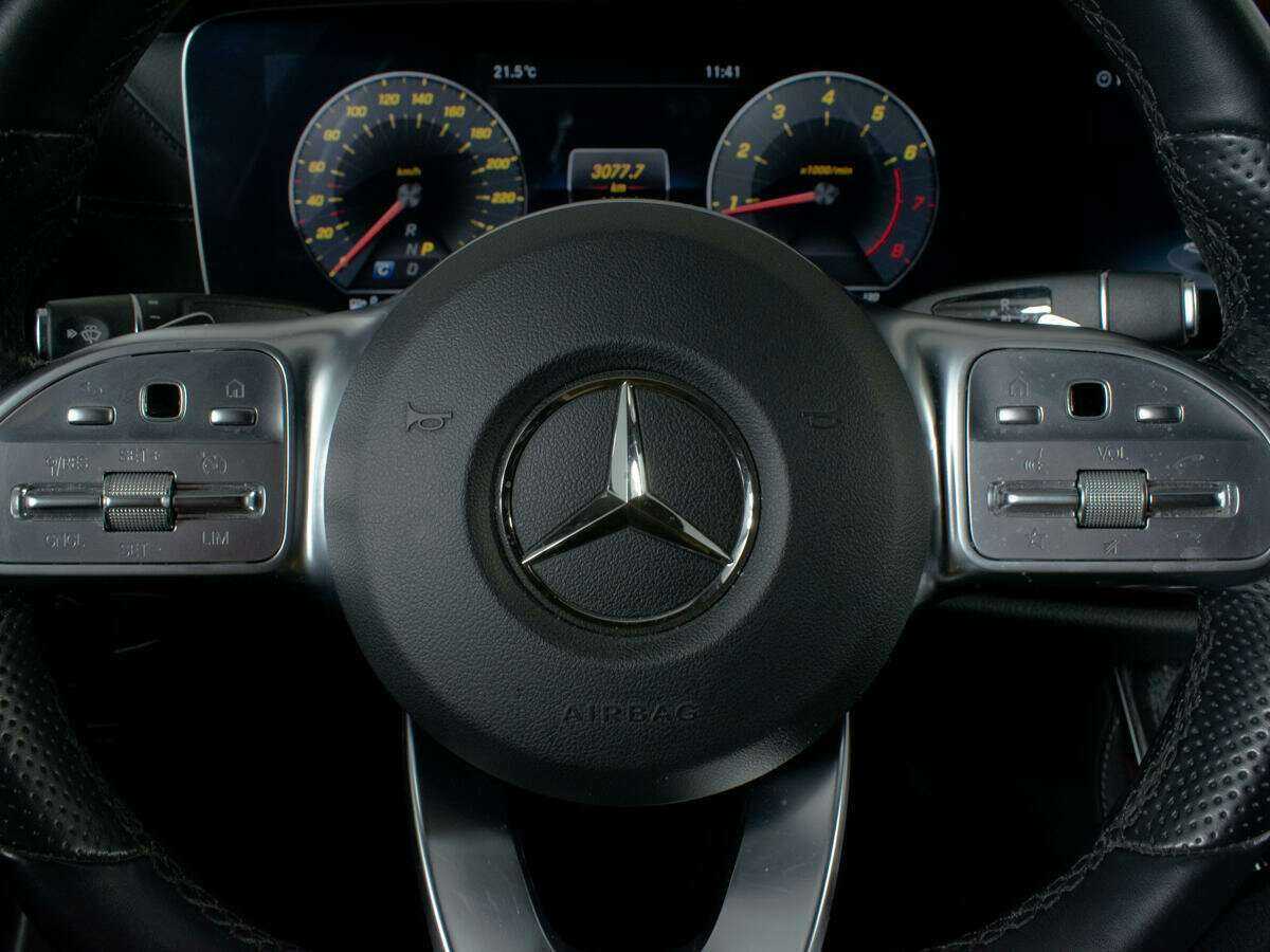 Mercedes-Benz E-Класс с пробегом — 2019 год. Фото: #18