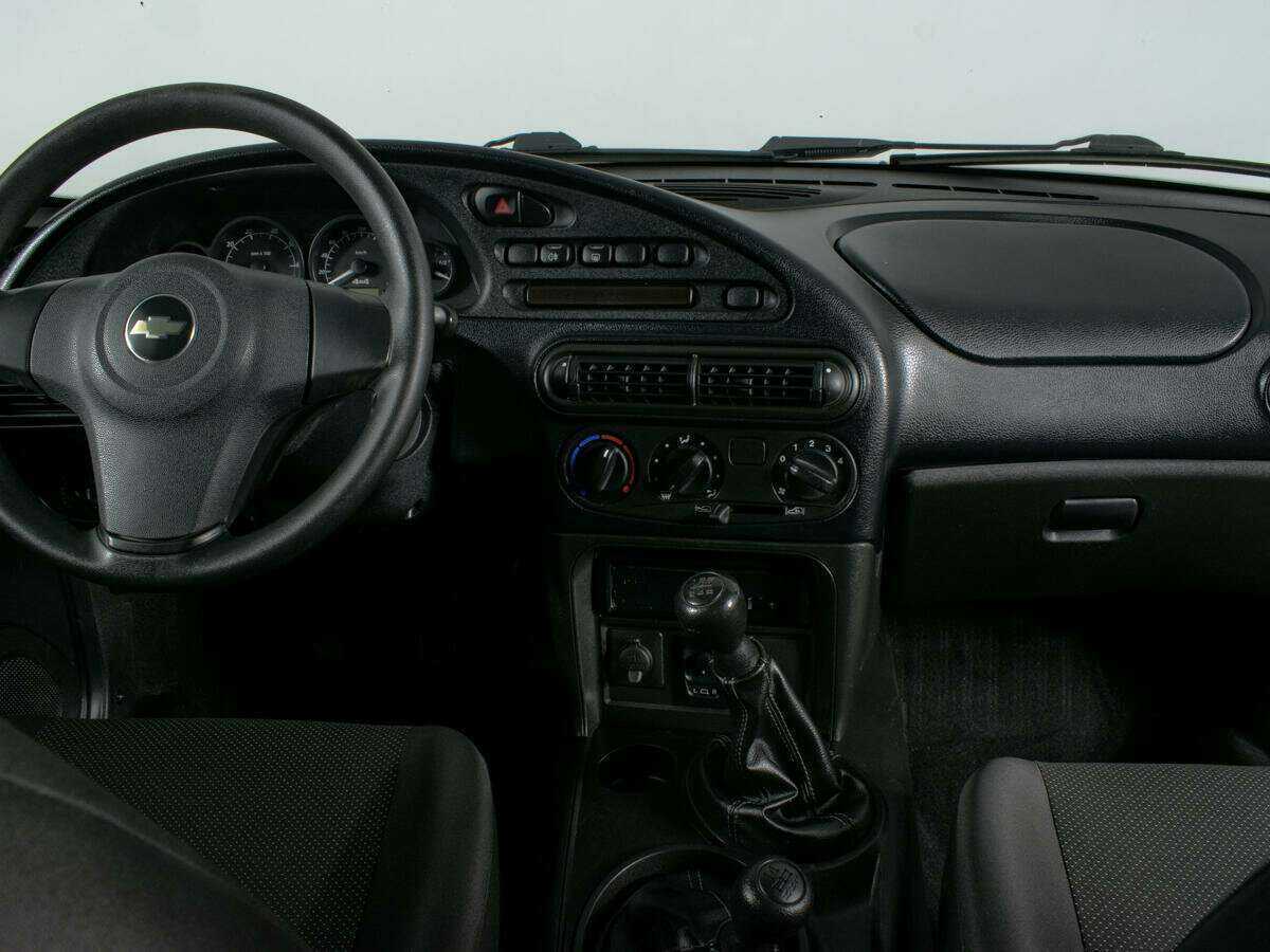 Chevrolet Niva с пробегом — 2018 год. Фото: #7