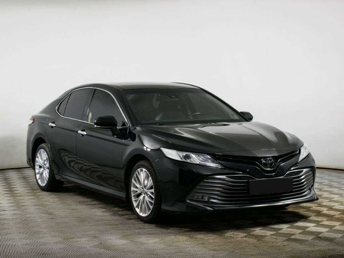 Toyota Camry с пробегом — 2020 год. Фото: #2