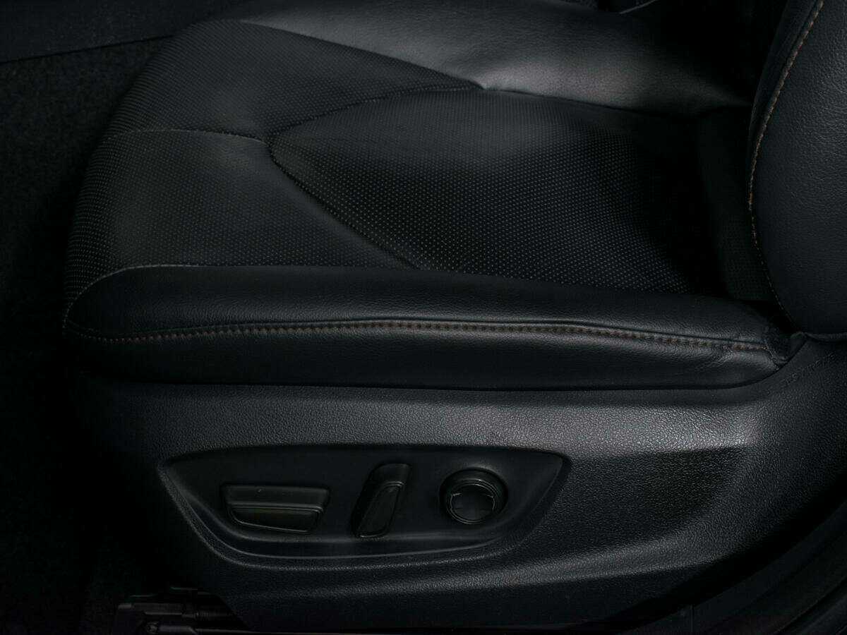 Toyota Camry с пробегом — 2020 год. Фото: #7