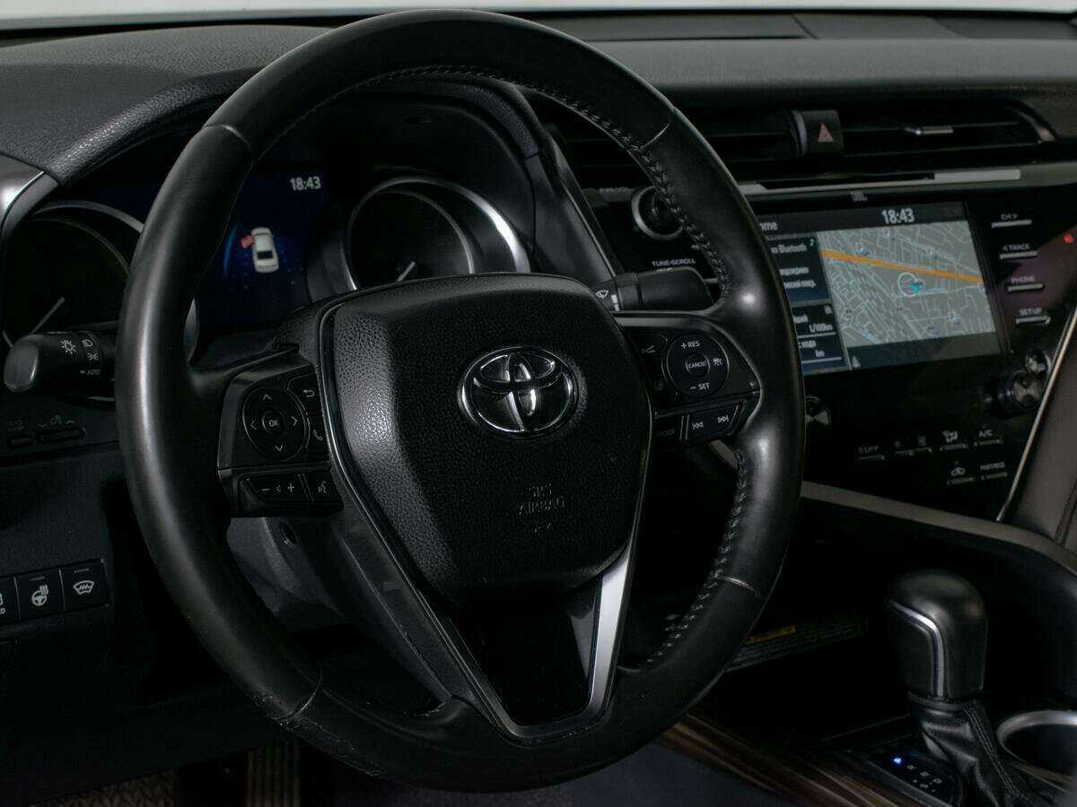 Toyota Camry с пробегом — 2020 год. Фото: #9