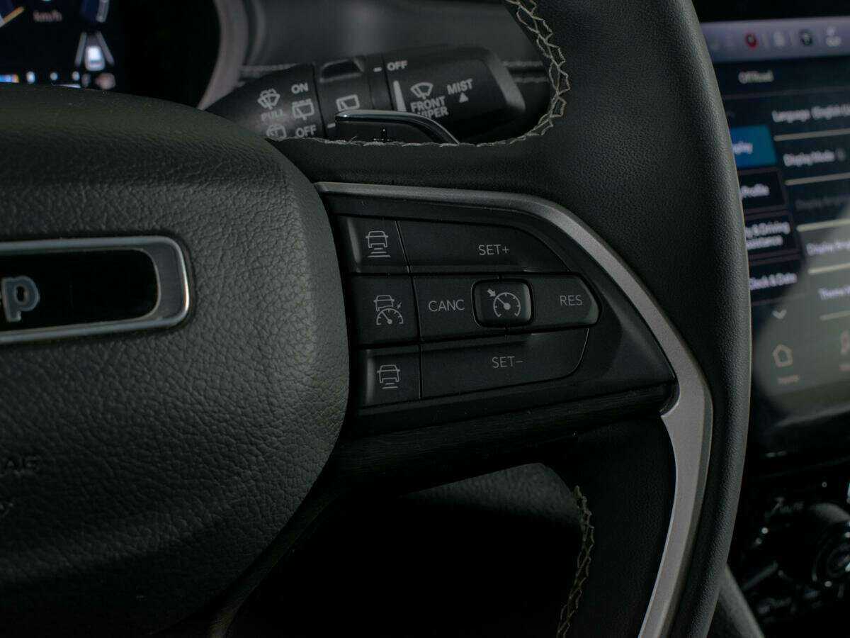 Jeep Grand Cherokee с пробегом — 2022 год. Фото: #18