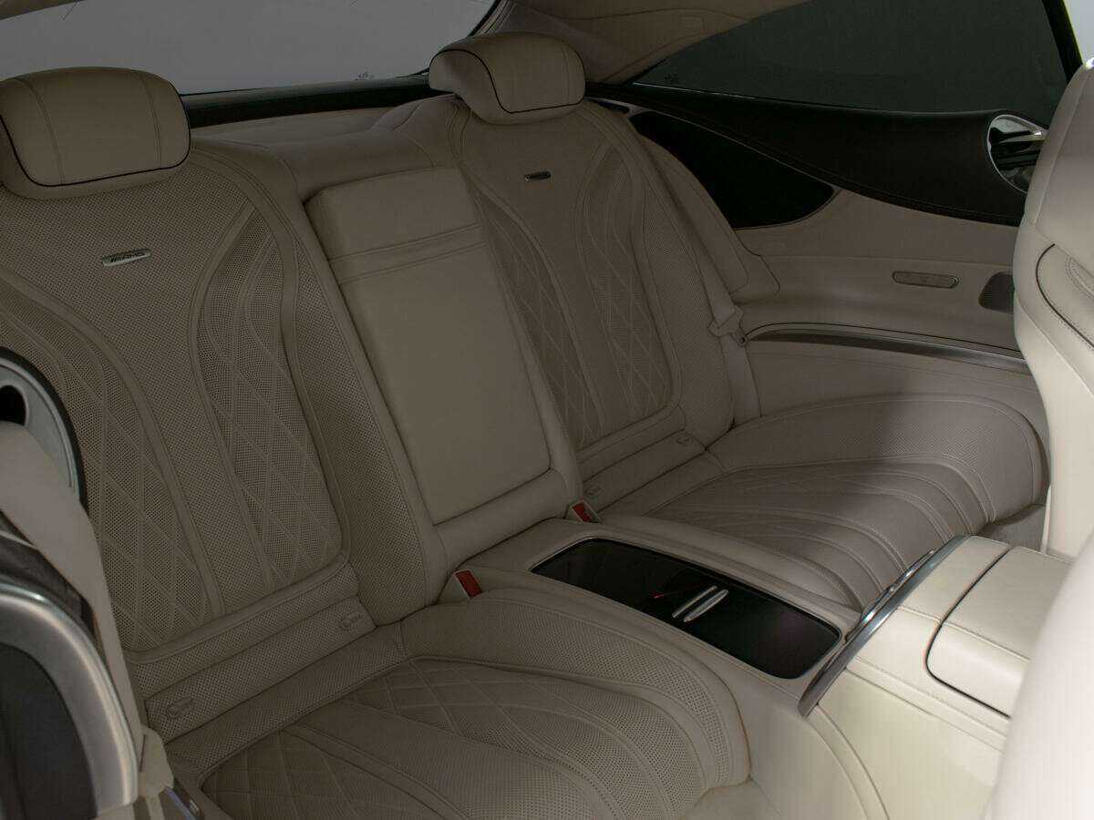 Mercedes-Benz S-Класс AMG с пробегом — 2015 год. Фото: #11