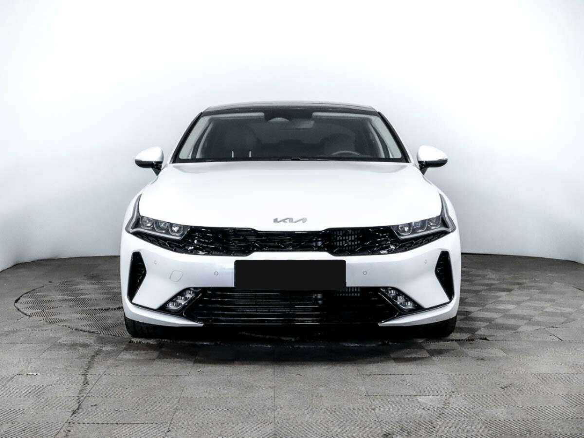 Kia K5 с пробегом — 2022 год. Фото: #1