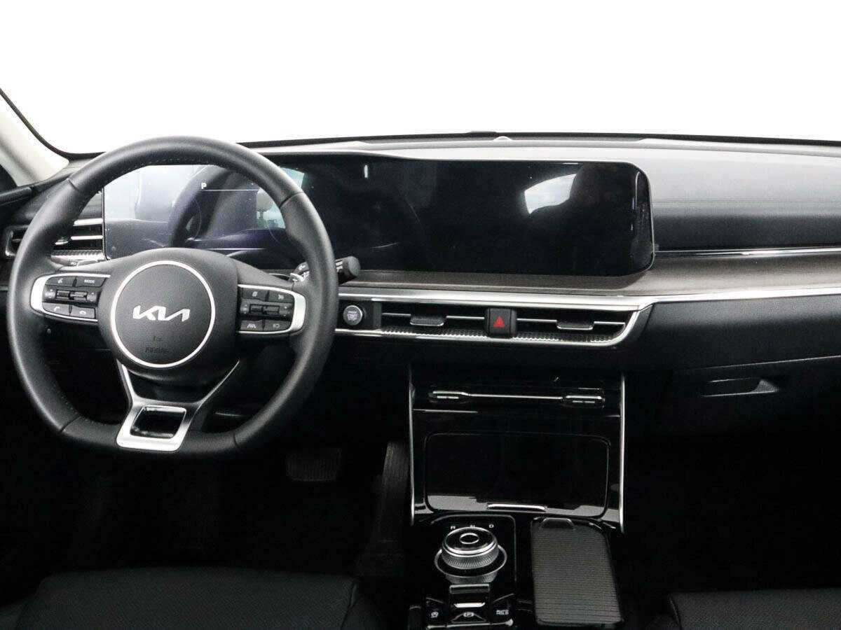 Kia K5 с пробегом — 2022 год. Фото: #9