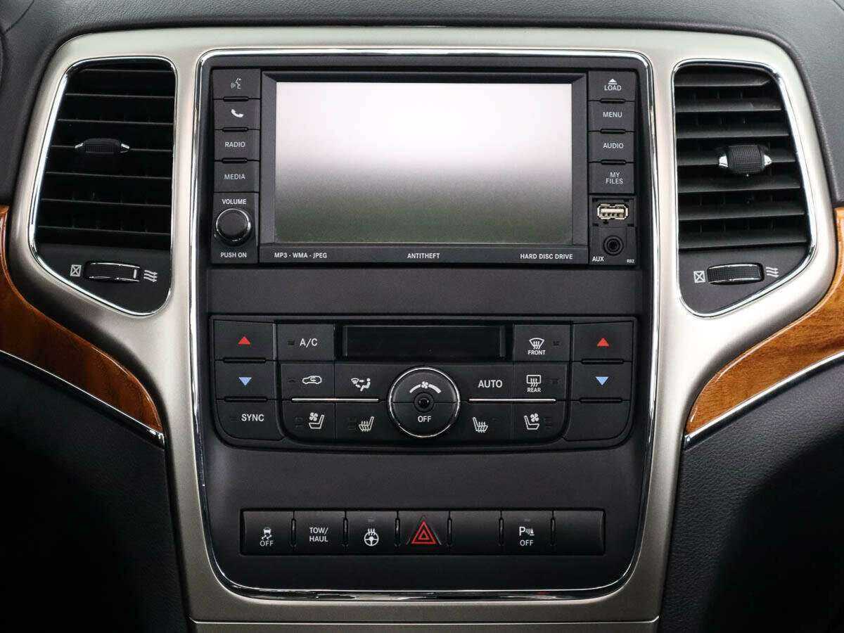 Jeep Grand Cherokee с пробегом — 2011 год. Фото: #10