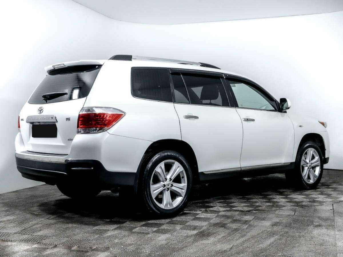 Toyota Highlander с пробегом — 2011 год. Фото: #3