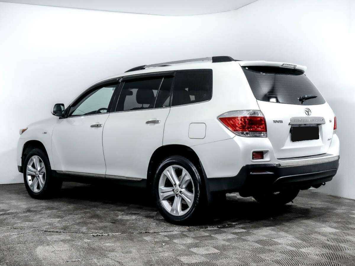 Toyota Highlander с пробегом — 2011 год. Фото: #5