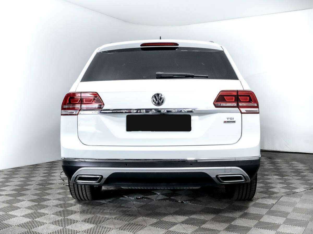 Volkswagen Teramont с пробегом — 2018 год. Фото: #4