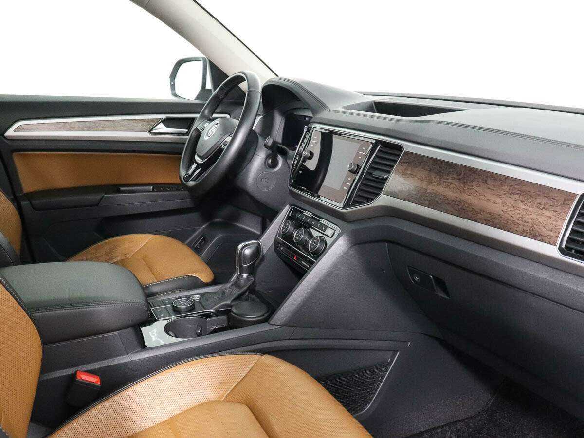 Volkswagen Teramont с пробегом — 2018 год. Фото: #6