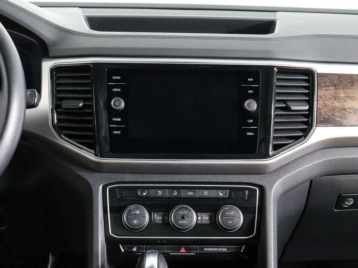 Volkswagen Teramont с пробегом — 2018 год. Фото: #12