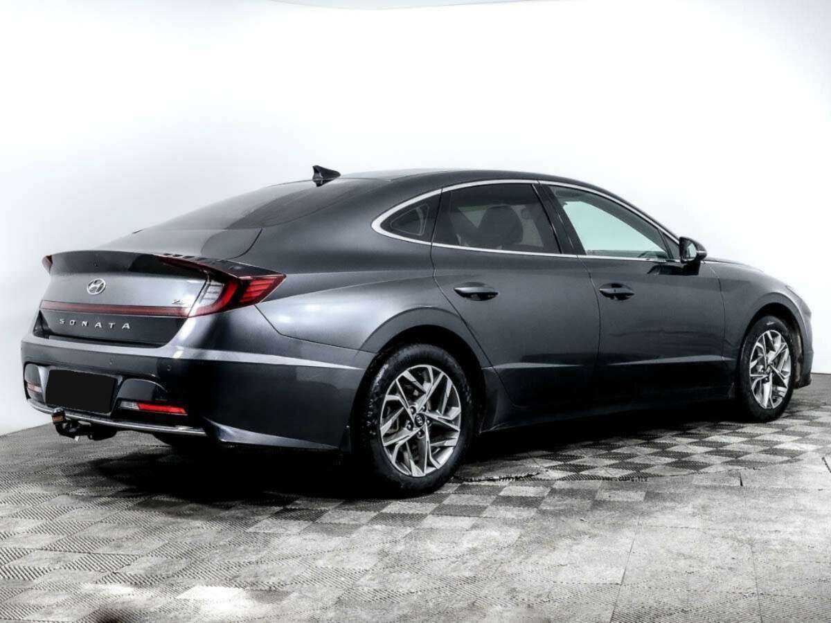 Hyundai Sonata с пробегом — 2020 год. Фото: #3