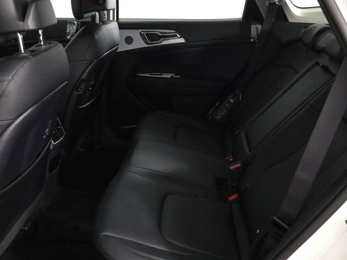 Kia Sportage с пробегом — 2023 год. Фото: #8