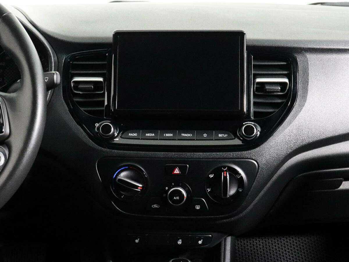 Hyundai Solaris с пробегом — 2020 год. Фото: #11