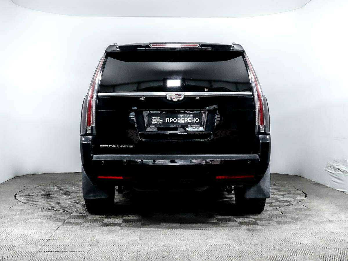 Cadillac Escalade с пробегом — 2019 год. Фото: #4
