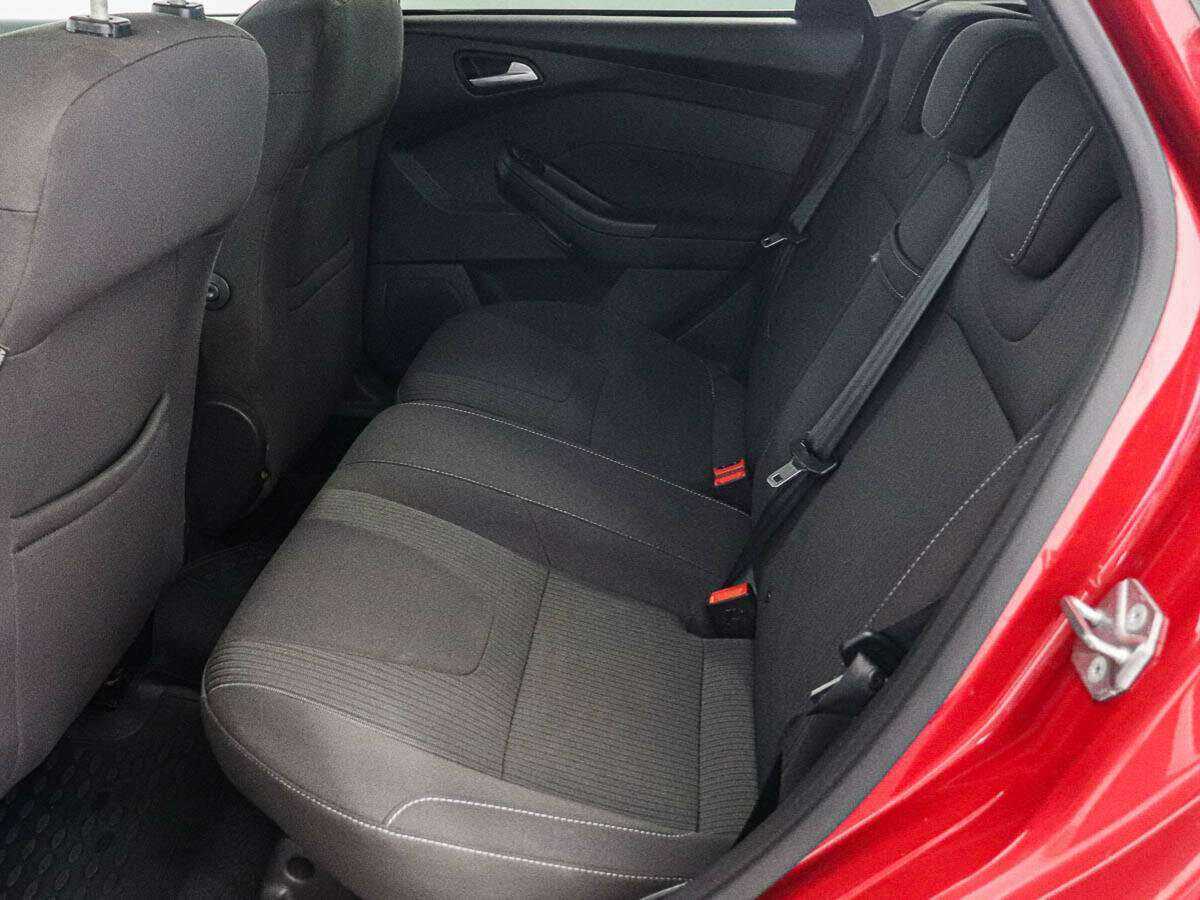 Ford Focus с пробегом — 2012 год. Фото: #7