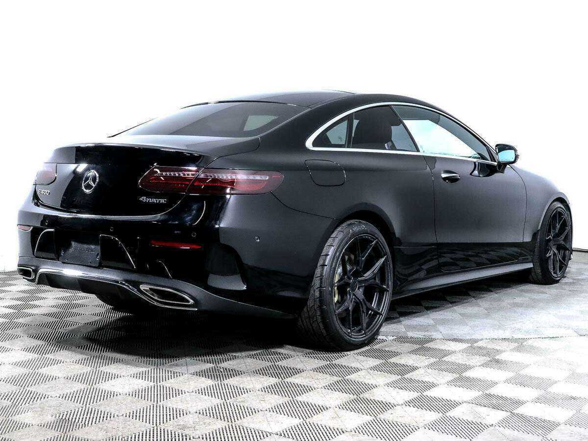 Mercedes-Benz E-Класс с пробегом — 2017 год. Фото: #3