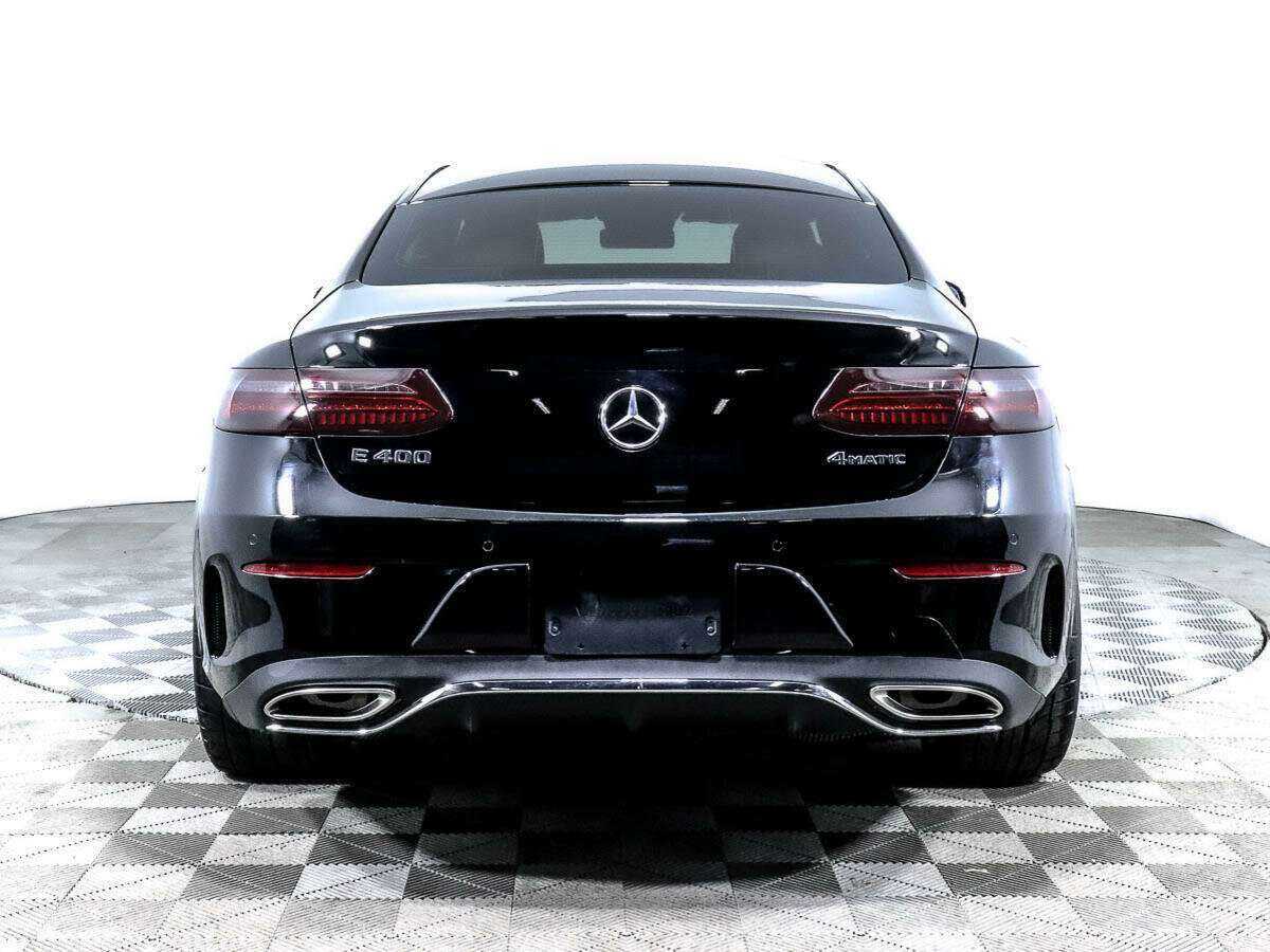 Mercedes-Benz E-Класс с пробегом — 2017 год. Фото: #4