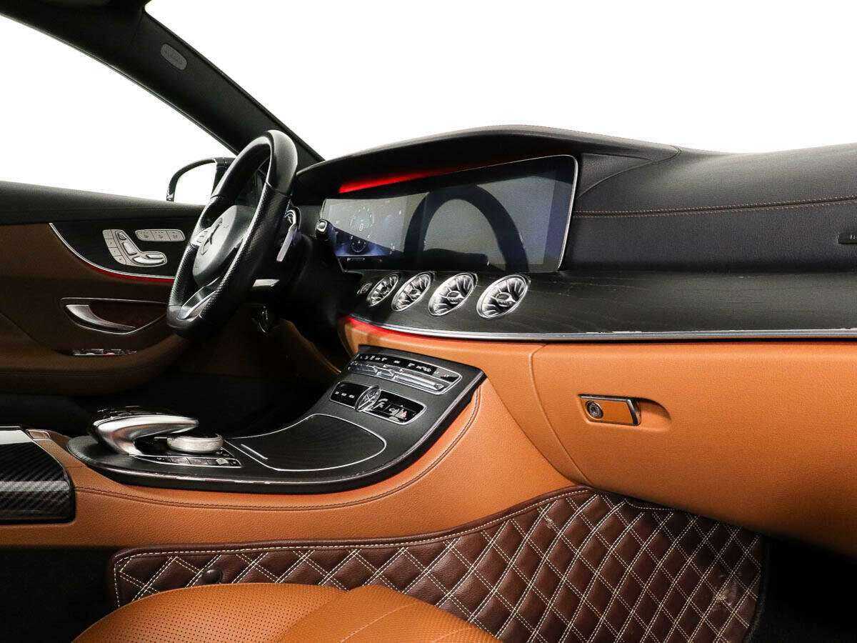 Mercedes-Benz E-Класс с пробегом — 2017 год. Фото: #6