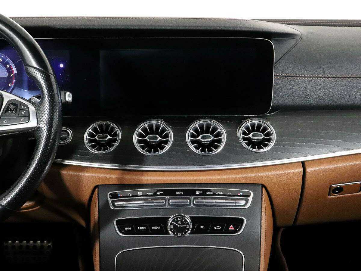 Mercedes-Benz E-Класс с пробегом — 2017 год. Фото: #10