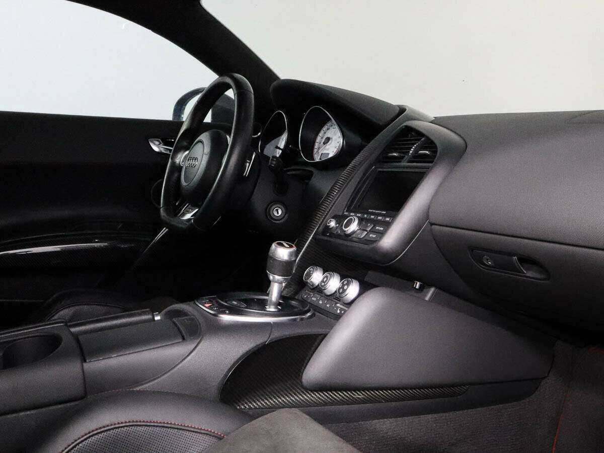 Audi R8 с пробегом — 2012 год. Фото: #5