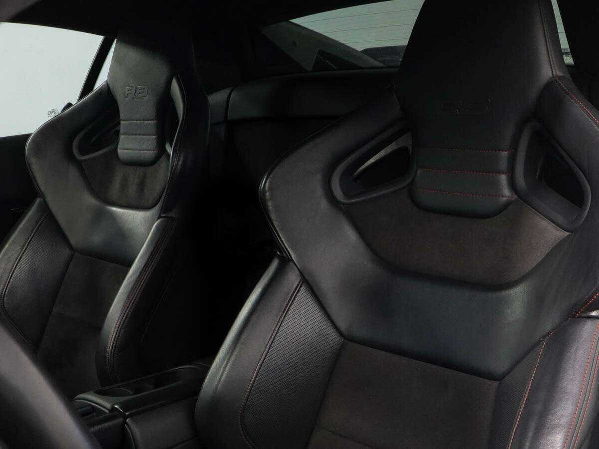 Audi R8 с пробегом — 2012 год. Фото: #6