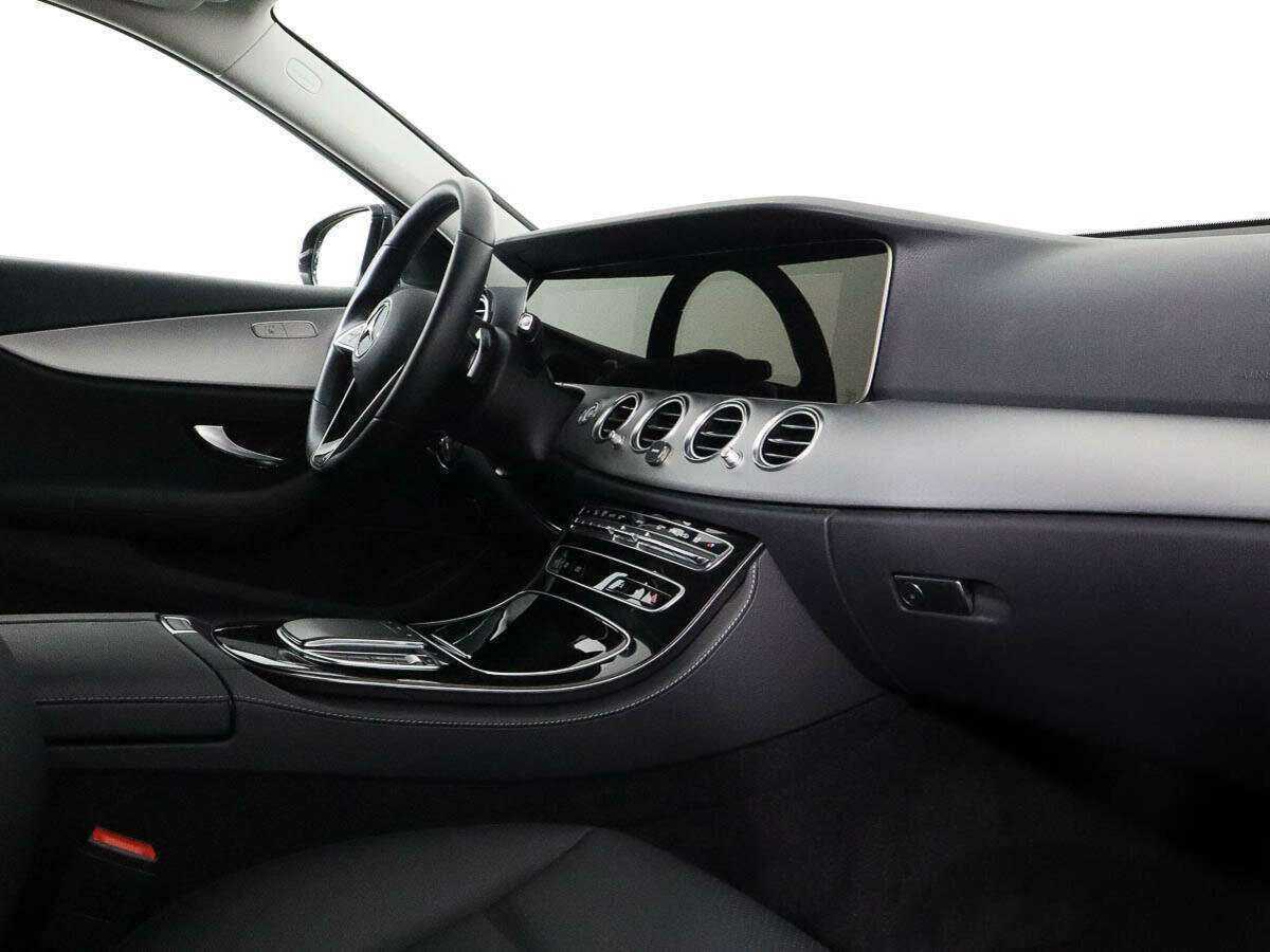 Mercedes-Benz E-Класс с пробегом — 2022 год. Фото: #6