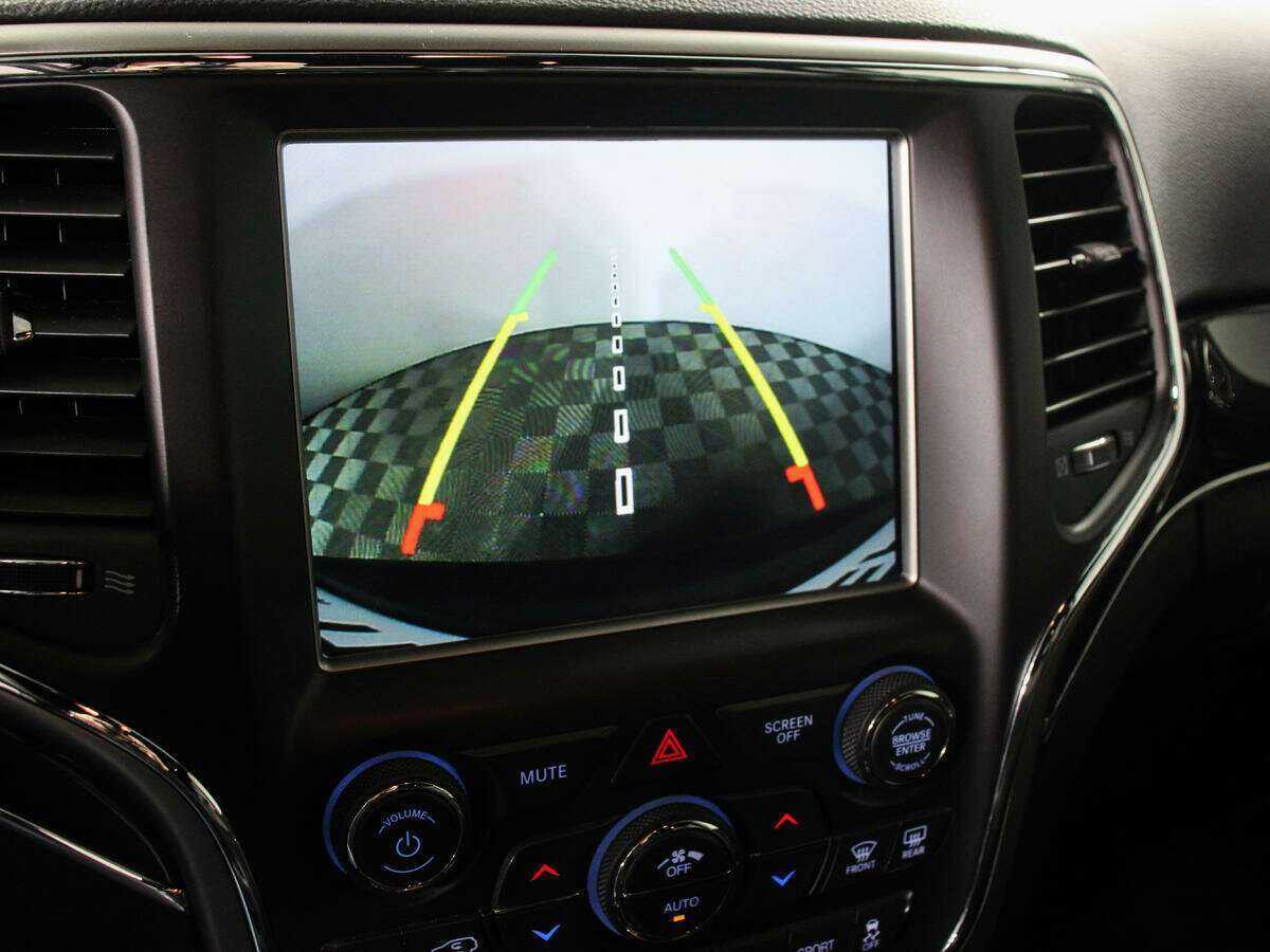 Jeep Grand Cherokee с пробегом — 2018 год. Фото: #16