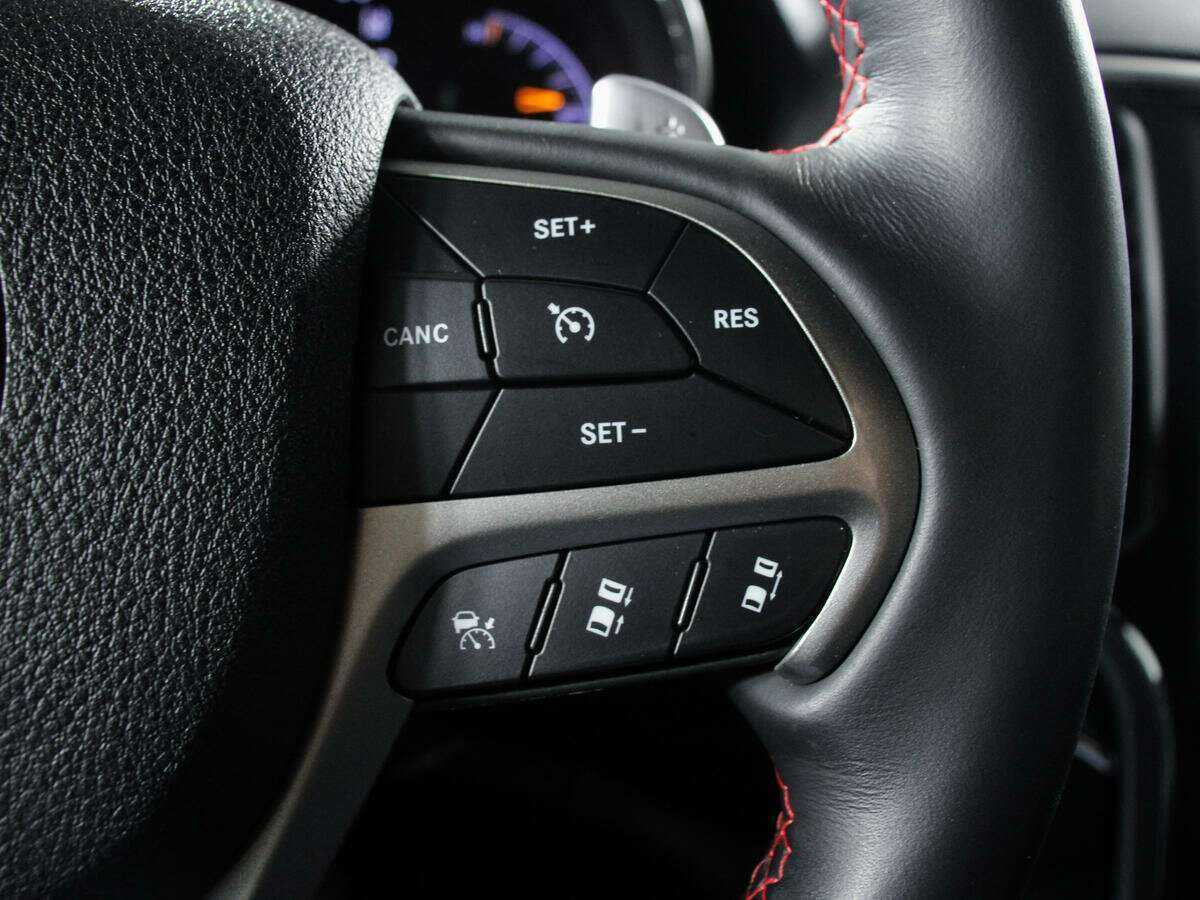 Jeep Grand Cherokee с пробегом — 2018 год. Фото: #21