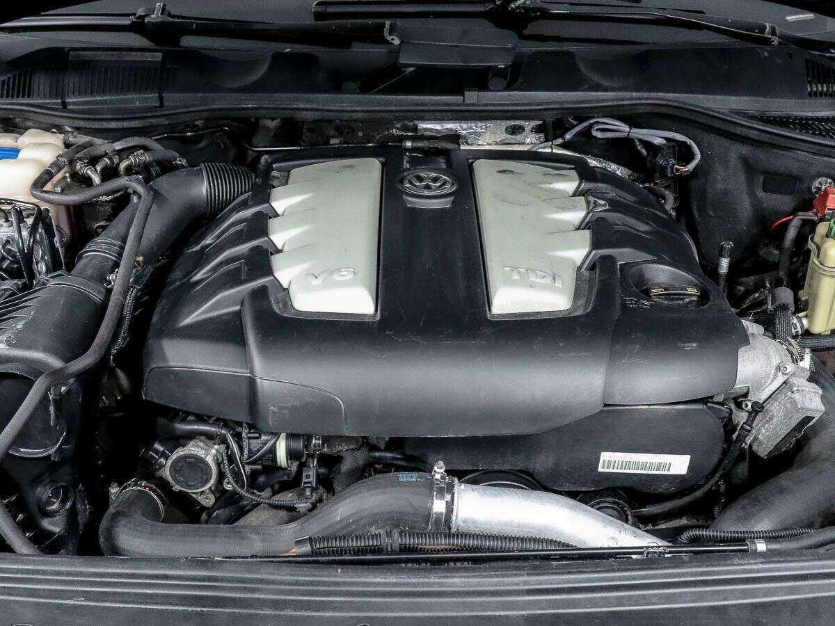 Volkswagen Touareg с пробегом — 2010 год. Фото: #12