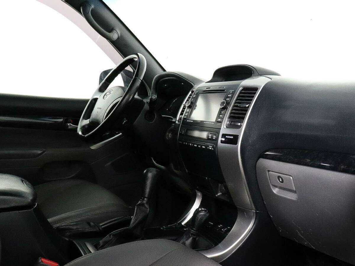 Toyota Land Cruiser Prado с пробегом — 2008 год. Фото: #5