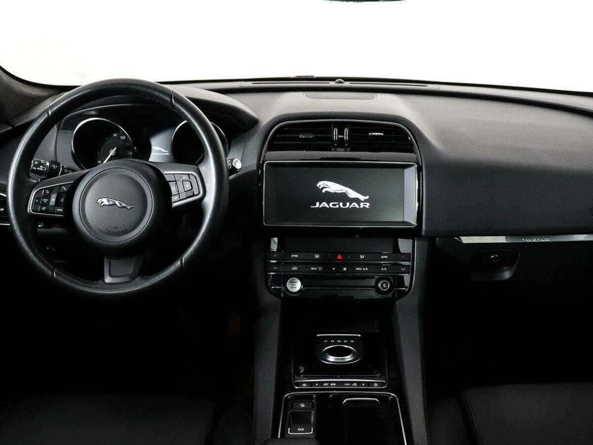 Jaguar F-Pace с пробегом — 2020 год. Фото: #9