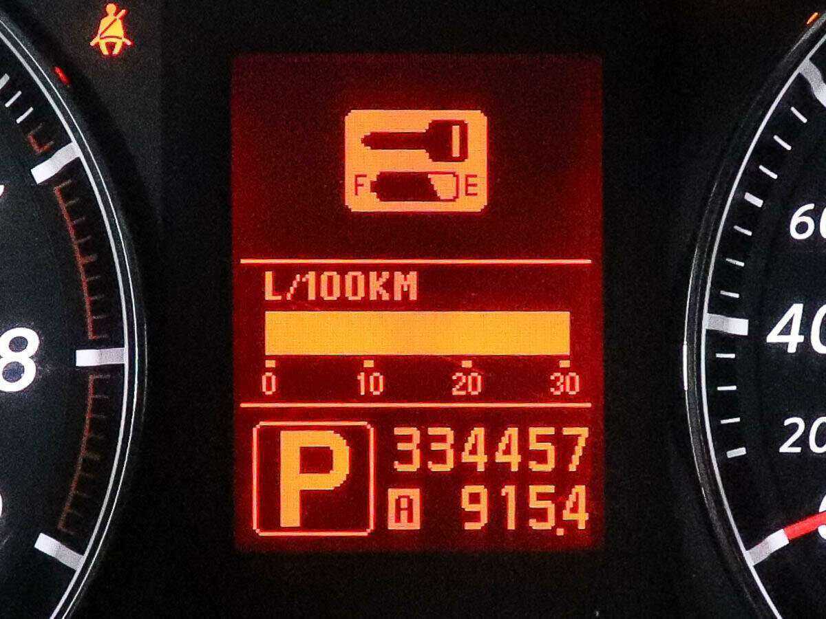 Infiniti FX с пробегом — 2008 год. Фото: #8